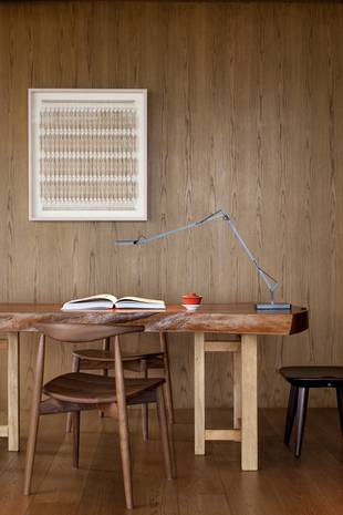 Designer Suite by Vivienne Tam - Desk