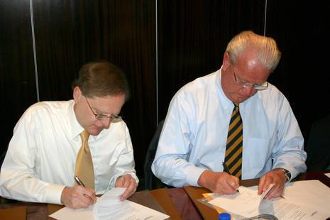 HTNG and HOTREC Sign Partnership Agreement