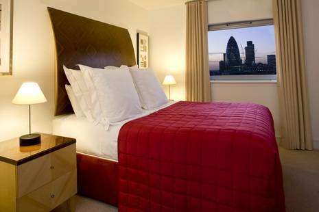 Marlin Apartments Bedroom