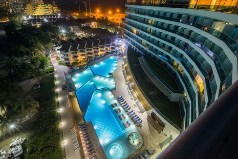 Hotel Las Américas Bolsters In-Room Security with ASSA ABLOY Hospitality’s Elsafe SENTINEL II Safes