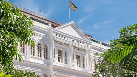 Raffles Hotel Singapore takes its legendary guest experience to the next level with Adyen
