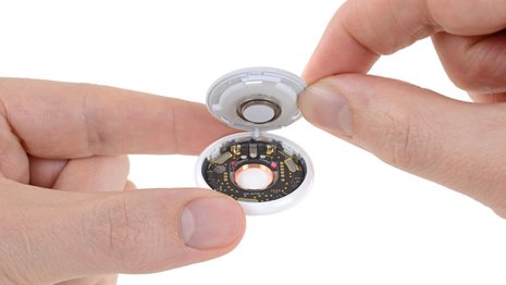 What You Need To Know About Apple AirTag Security Risks and How They Compare to Industry Specific Hotel Safety and Tracking Technology