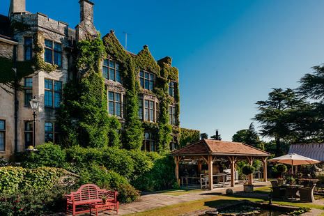 Pennyhill Park Hotel & Spa Adopts VingCard Door Lock Technology for Enhanced Security and Solution Reliability